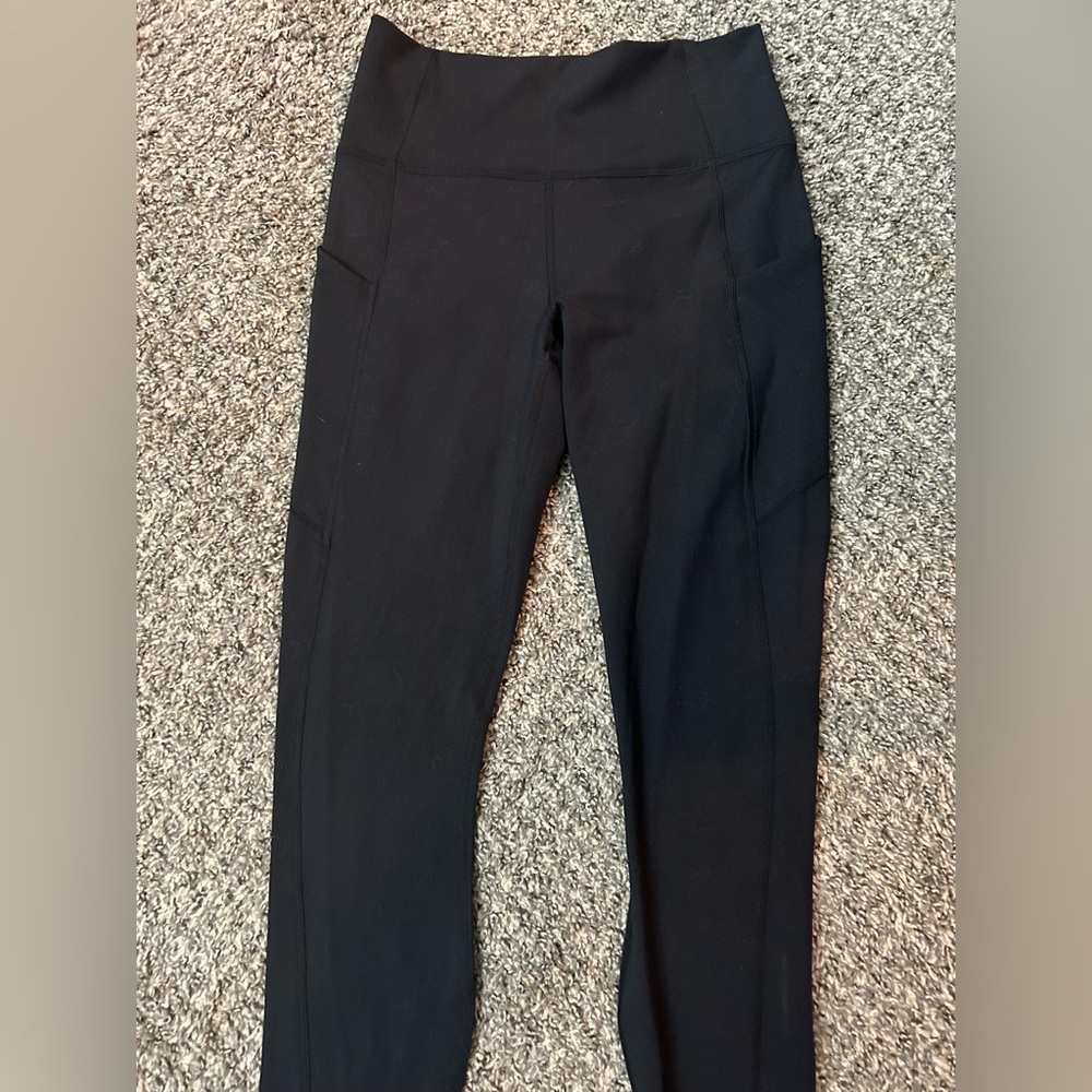 Fabletics High Waisted Small Capris